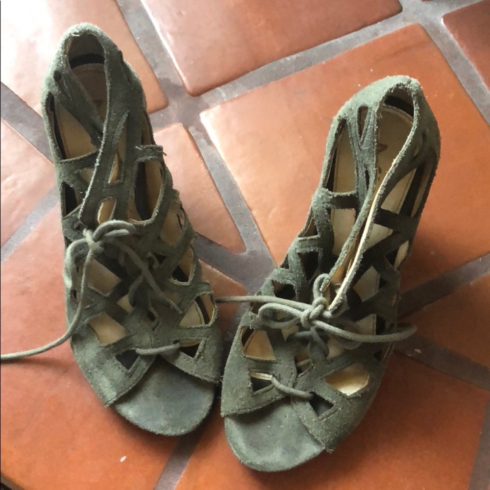 Mia wedge olive green shade lace heels